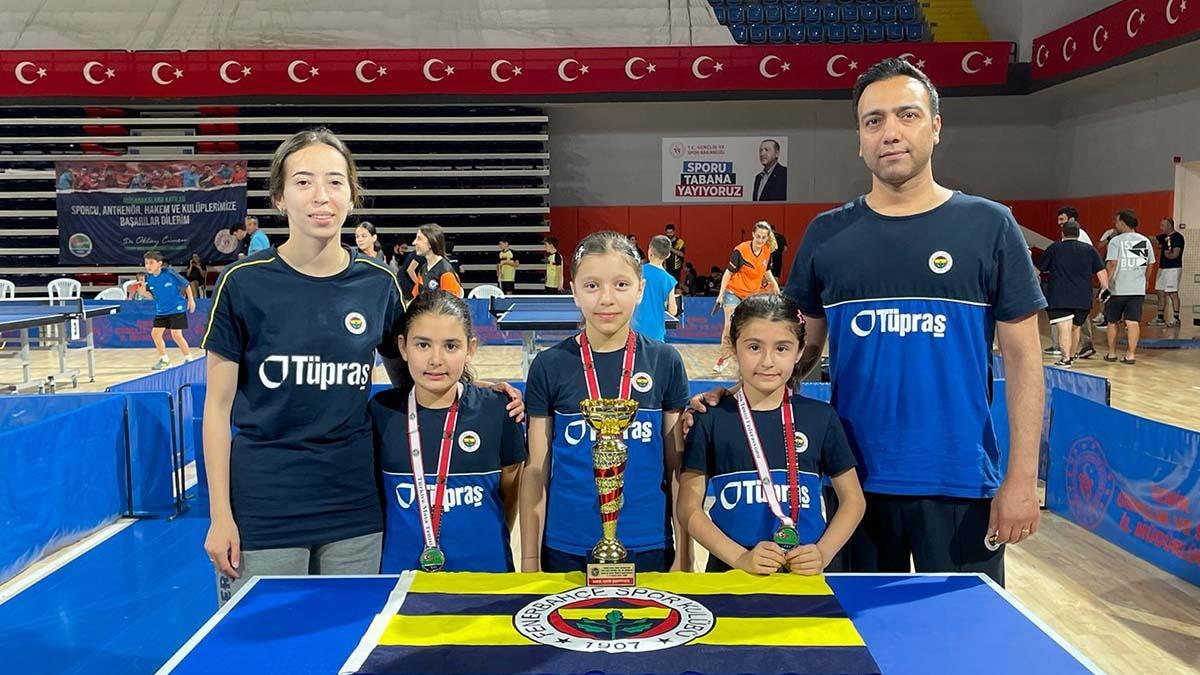 Augsburg Derneği Fenerbahçe Minik Kız Masa Tenisi Takımımız Türkiye Şampiyonu oldu
