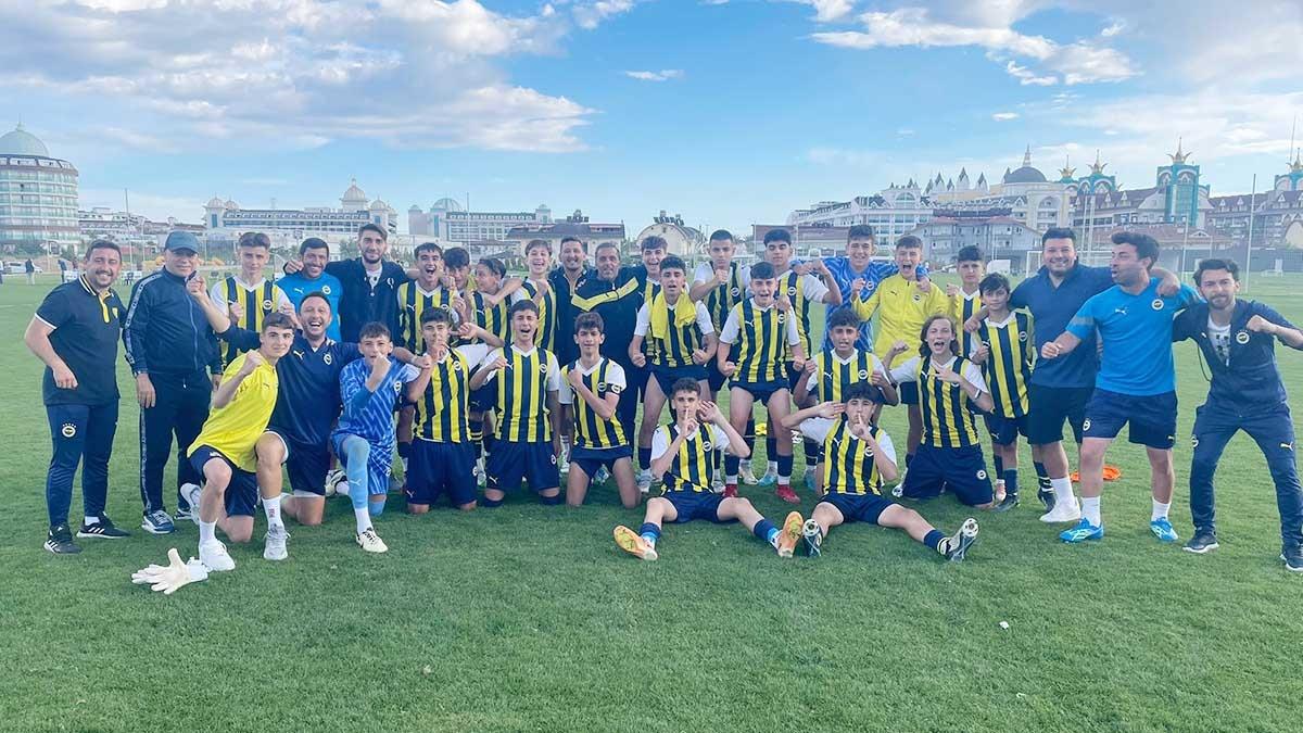 Fenerbahçe Gönüllüleri Derneği U14 Takımımız yarı finalde