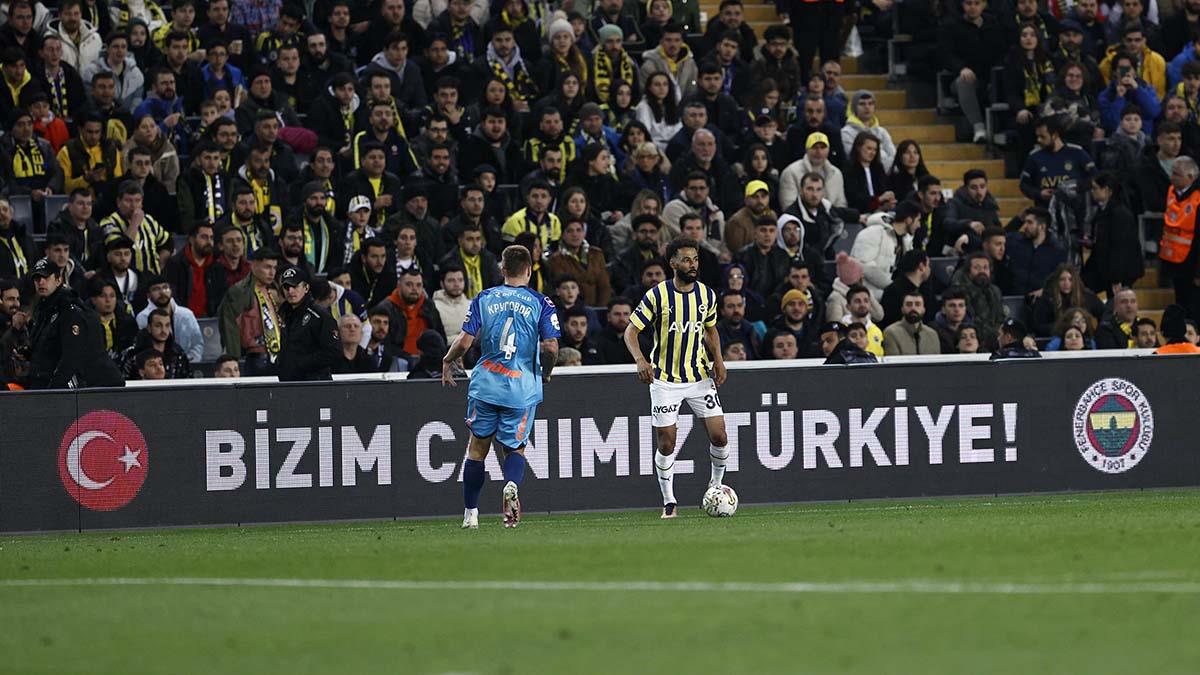 Köln  Derneği Fenerbahçemiz, geliri afet bölgesindeki vatandaşlarımıza bağışlanacak özel maçta Zenit’i ağırladı
