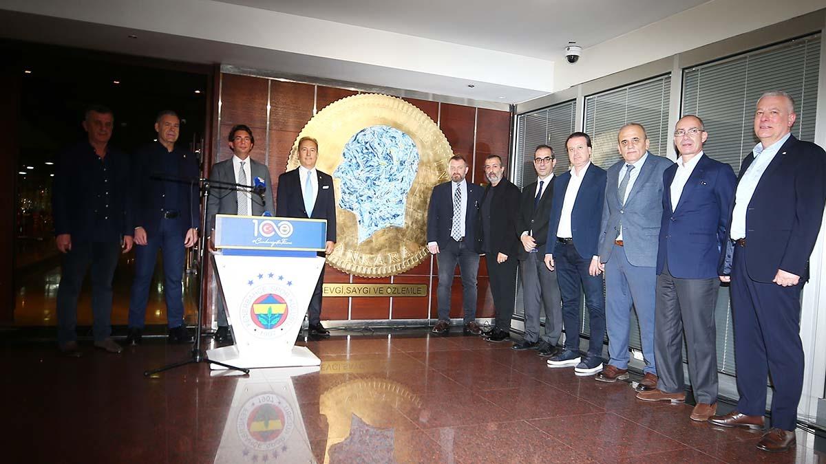 Fenerbahçe Gönüllüleri Derneği Fenerbahçemizin kuruluşunun 117. yılı ve Atamızın Kulübümüzü ziyaret edişinin 106. yıl dönümü düzenlenen törenle kutlandı