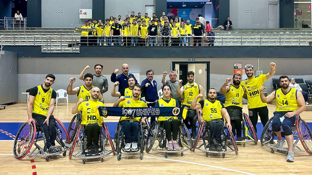 Köln  Derneği Fenerbahçe Göksel Çelik, ligde yoluna namağlup devam ediyor