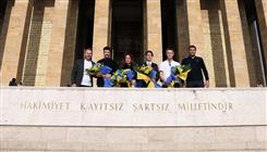 Bremen Derneği Zaferin Rengi filminin Ankara galasından önce Anıtkabir ziyareti gerçekleştirildi