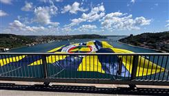 Dortmund Derneği Şampiyon Fenerbahçe Beko’nun bayrakları köprülere asıldı